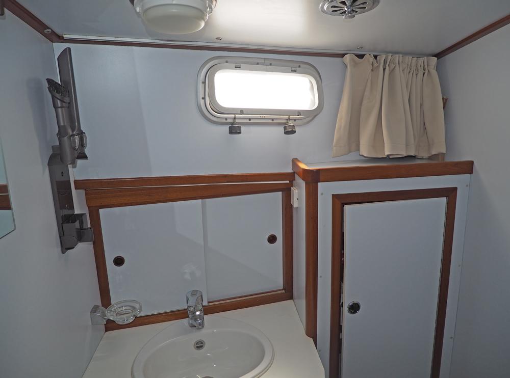 Fore ship, Accommodation